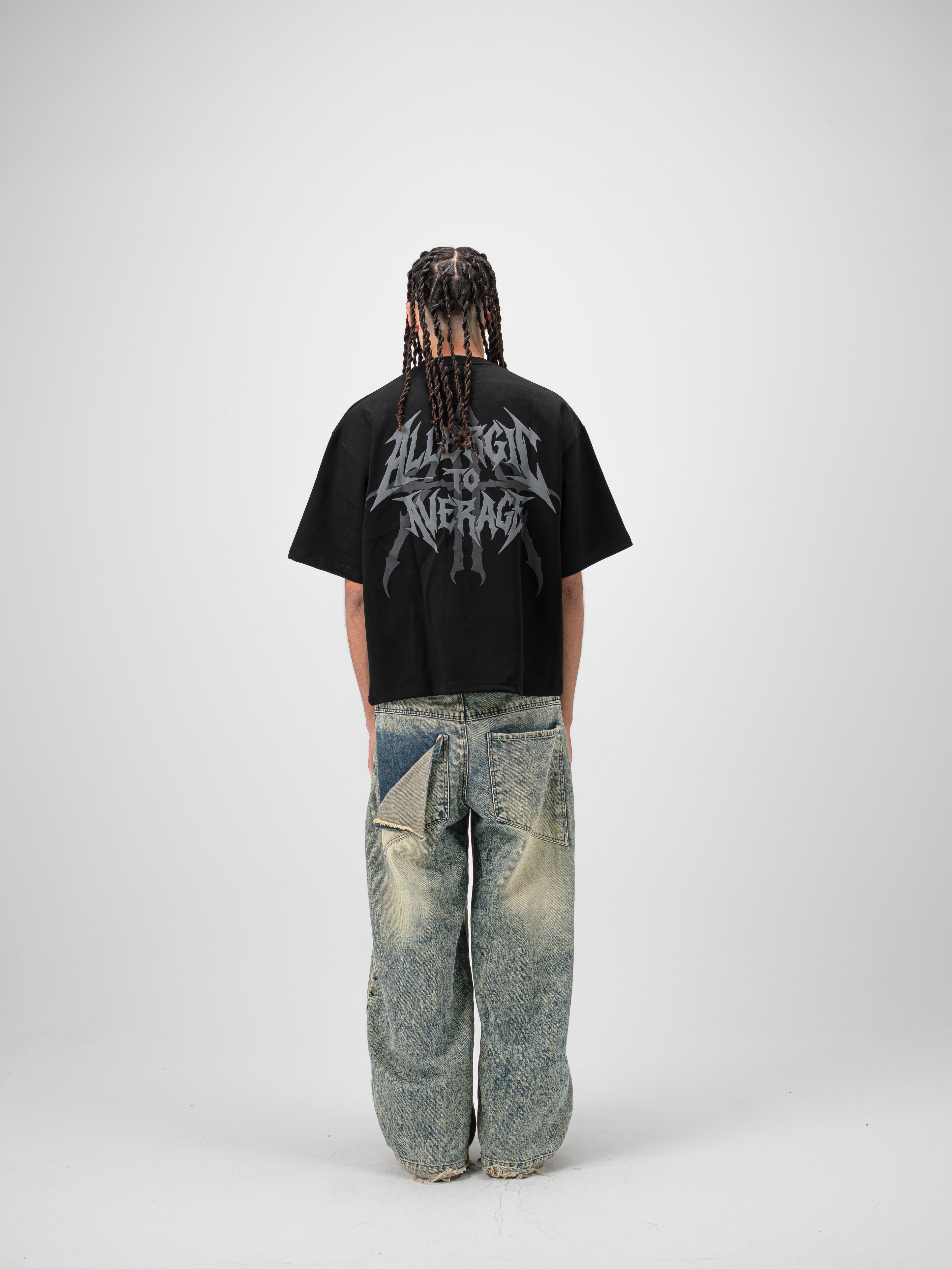 [001] BLACK T-SHIRT